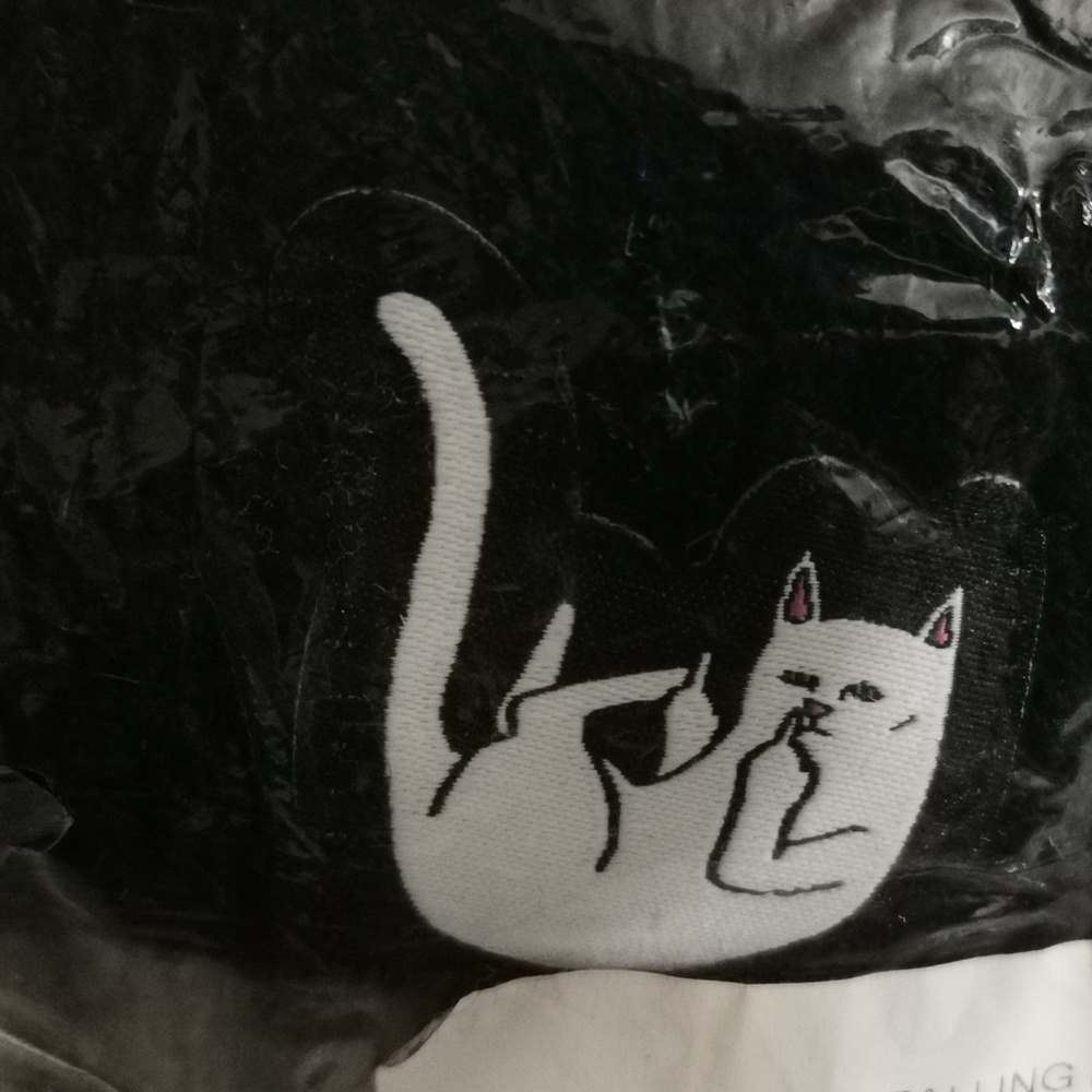 RIPNDIP FALLING FOR NERMAL RIB BLACK